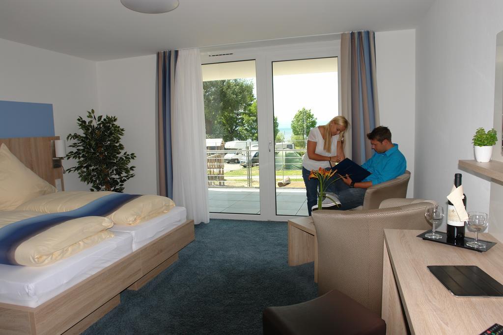 Cap Rotach Hotel Friedrichshafen Room photo